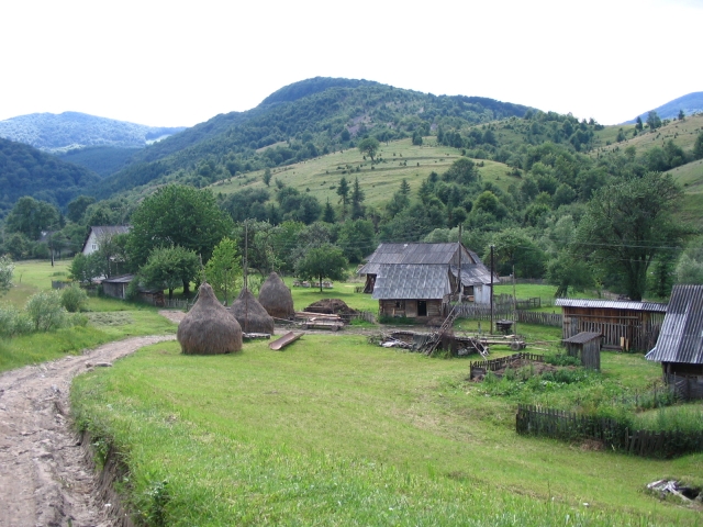 Podkarpatská Rus 2006 - přechod poloniny Boržava - 130